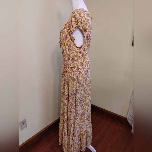 Old Navy Women's Yellow Floral Smocked Maxi Dress Short sleeve Size L - Picture 9 of 16